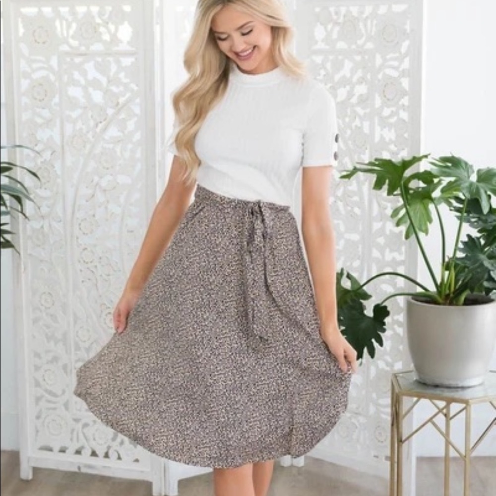Reborn J Leopard Midi Modest Dress S
